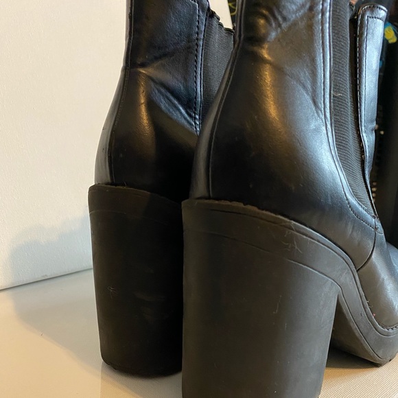 H&M Divided Boots - Picture 6 of 12